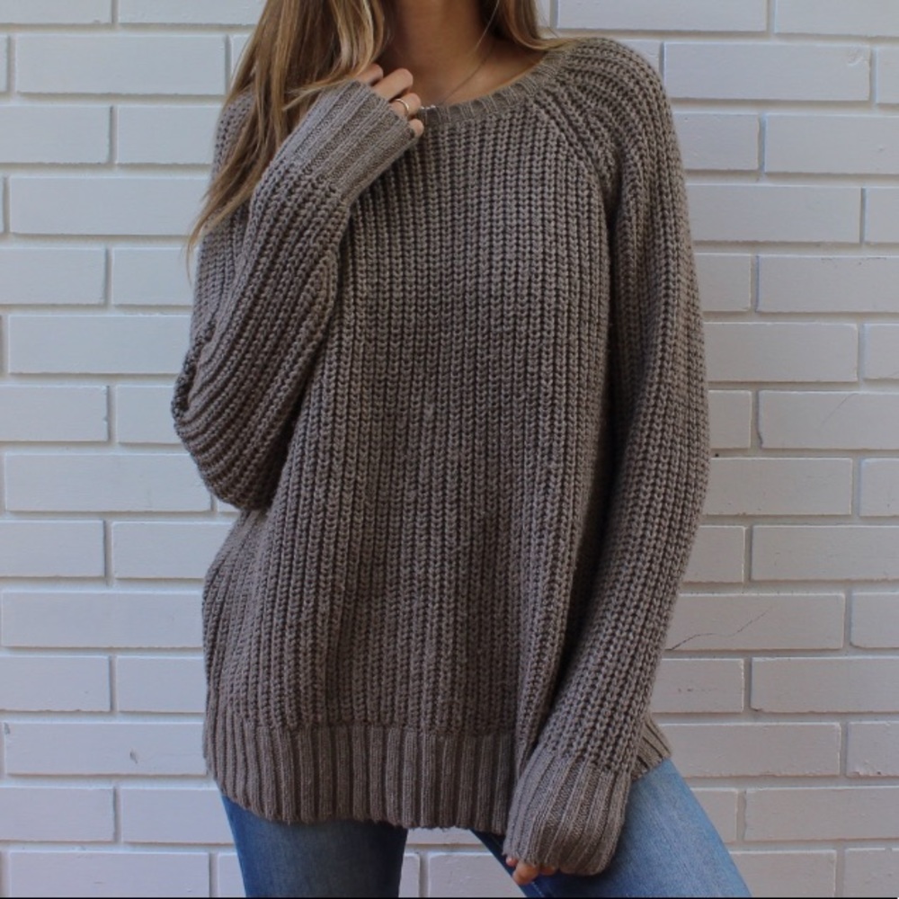American Eagle Sweater